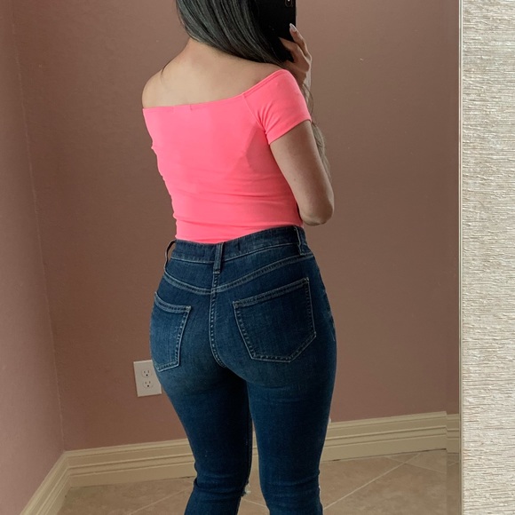 🆕 EVELYN Off Shoulder Bodysuit (neon pink) - Picture 2 of 4